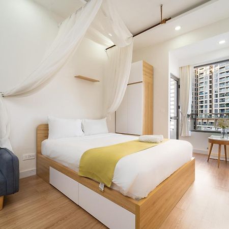 Rem Rivergate Garden Pool Signature - Free 4G Sim For 3 Nights Booking Ho Chi Minh City Exterior photo